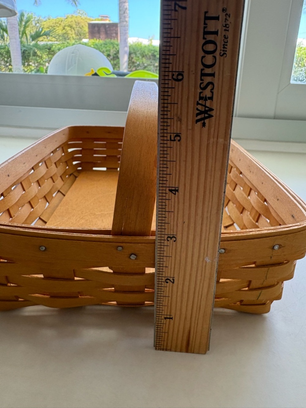 Vintage Longaberger basket 2002 - Picture 5 of 11